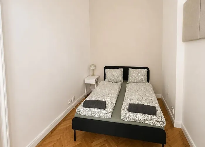 Urban Living Central, Large And Modern Apartamento Viena